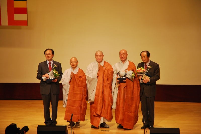 2010.11.17_포교대상 시상식 (4)